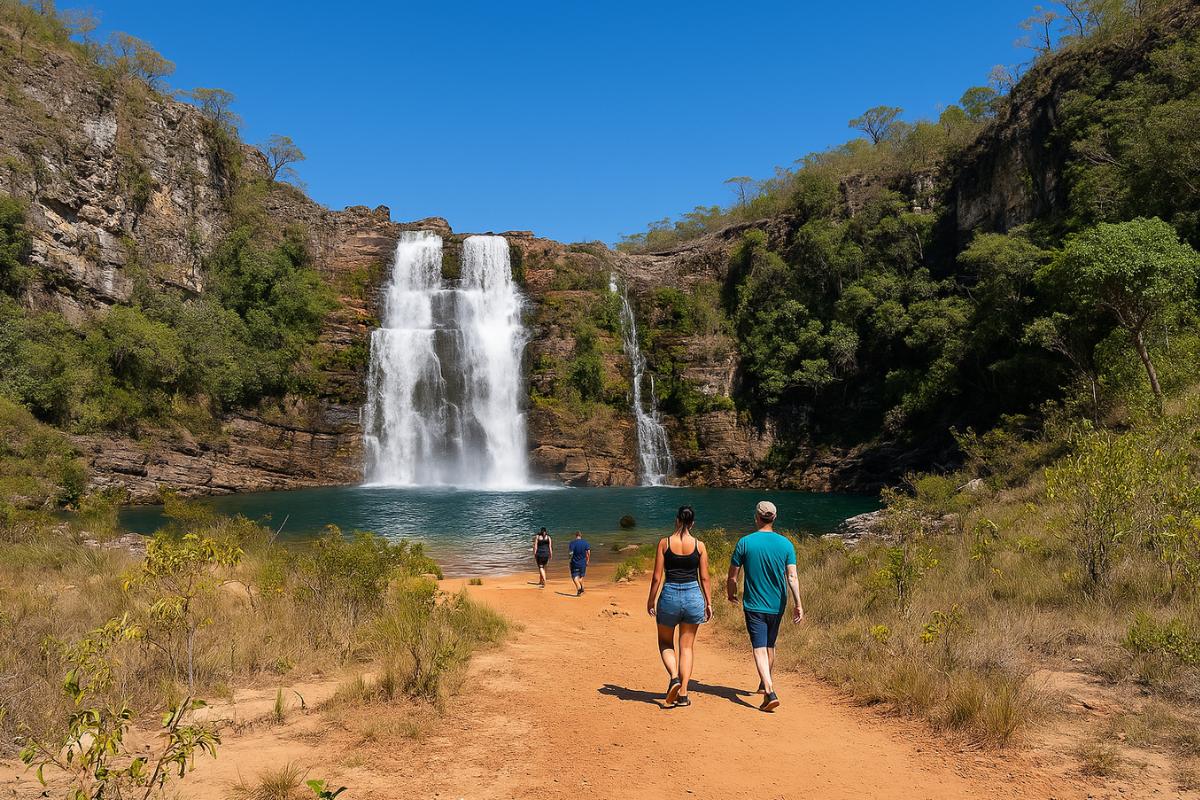 lugares para viajar em julho no brasil: cachoeira